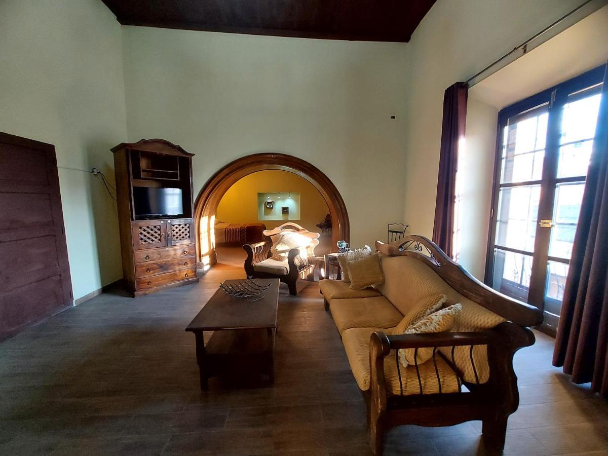 Naupa House Hostel Кочабамба Экстерьер фото